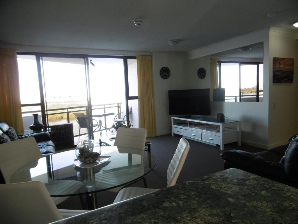 Trafalgar Towers Maroochydore Εξωτερικό φωτογραφία